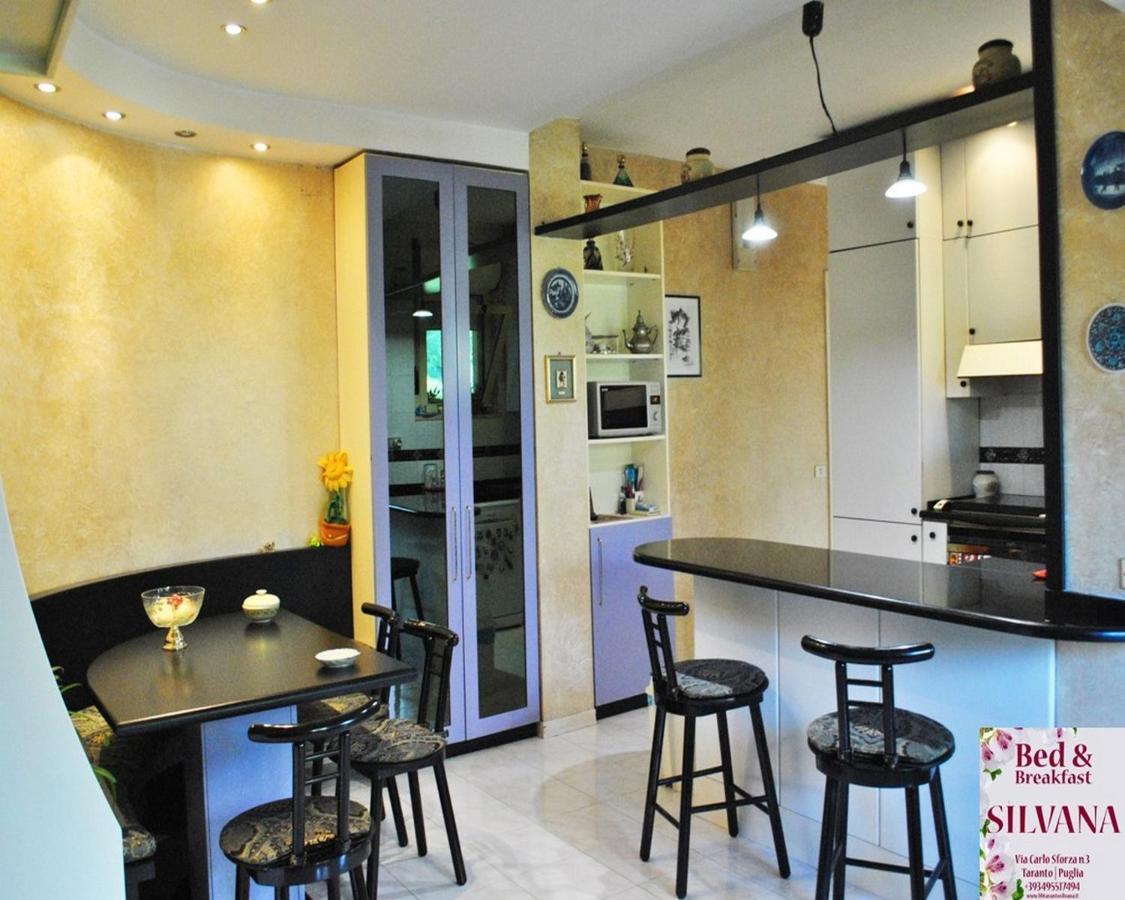 Bed And Breakfast Silvana Taranto Ngoại thất bức ảnh